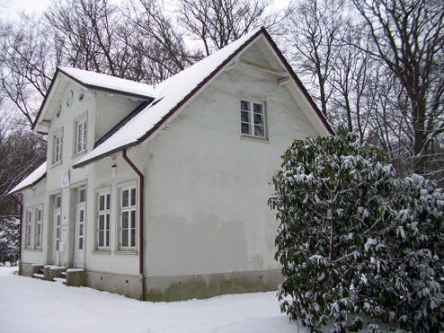 Das Forsthaus im Schnee